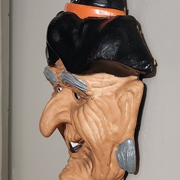 Vintage Telco Cackling Witch Door Plaque With Red Flashing Eyes Motion Activated - Picture 4 of 9